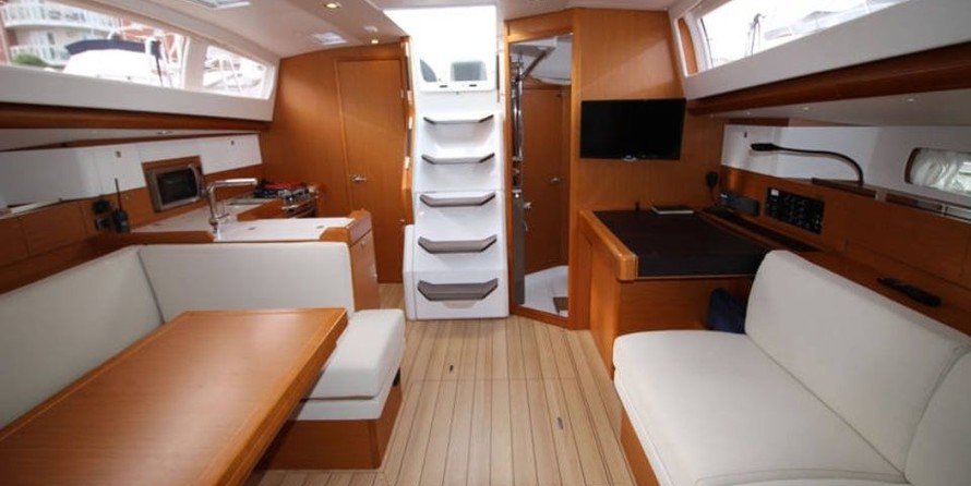 Jeanneau Sun Odyssey 44 DS