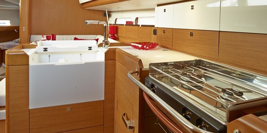 Jeanneau Sun Odyssey 44 DS