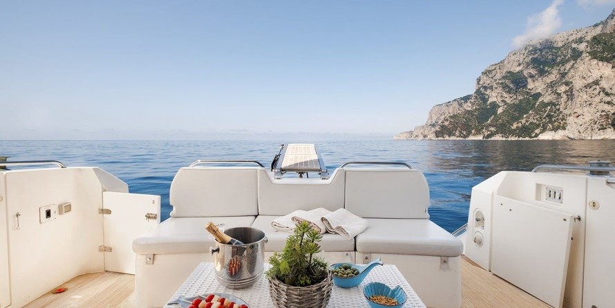 Fairline 60 Squadron