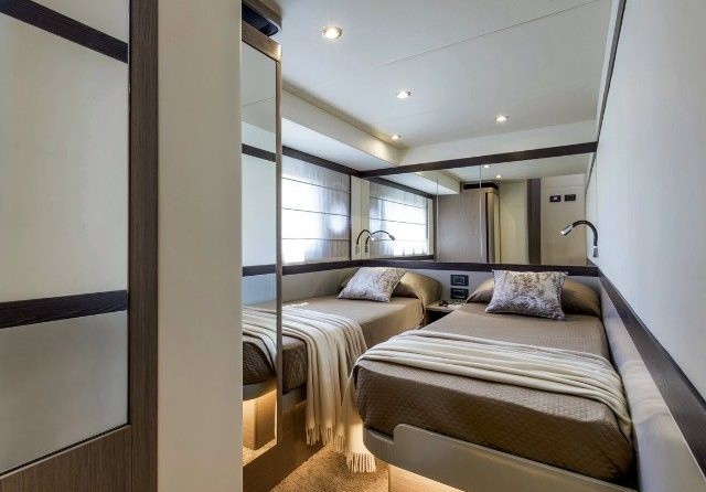 Absolute Navetta 48