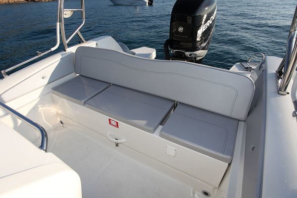 Black Fin Elegance 8