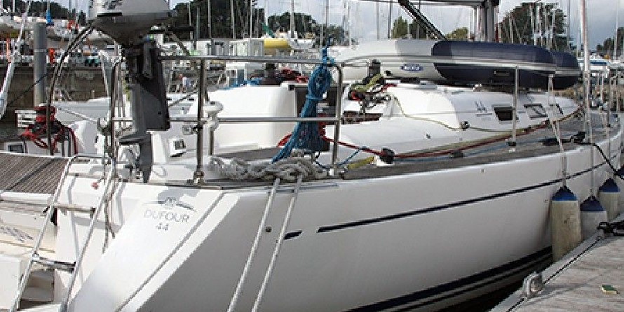 Dufour 44