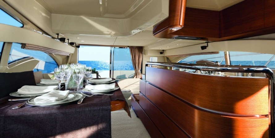 Azimut 60