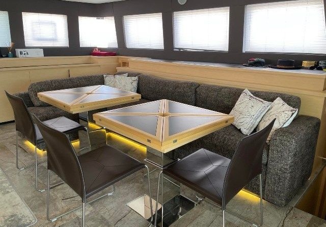 Luxury motor yacht pearl 60