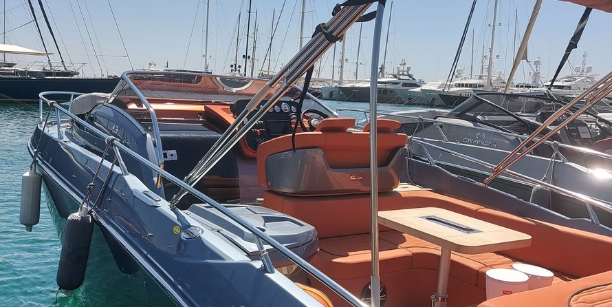 Cranchi Endurance 30