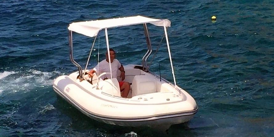 Avon Seasport 490 Deluxe