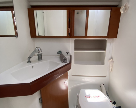 Beneteau Oceanis 50 Family