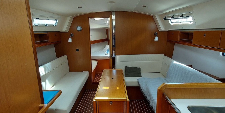 Bavaria Cruiser 36