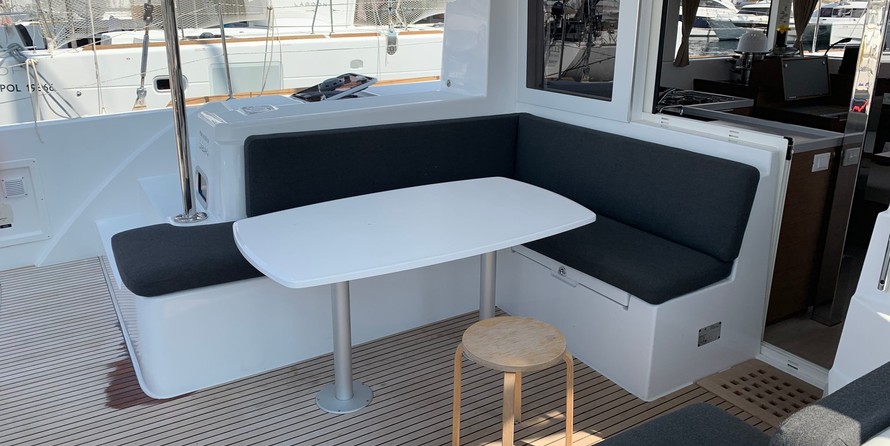 Lagoon 40