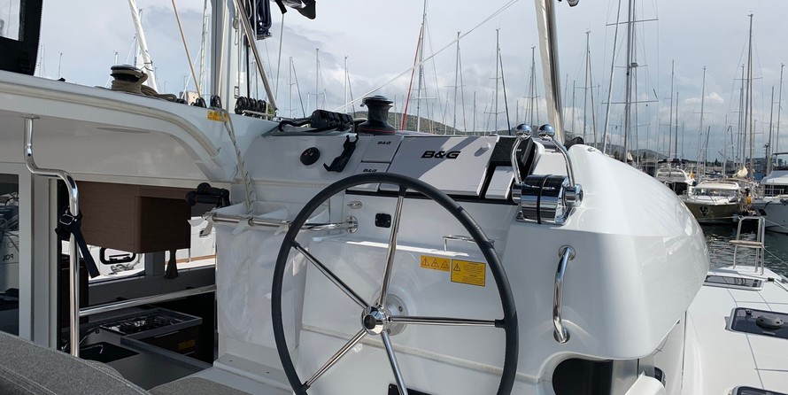 Lagoon 40