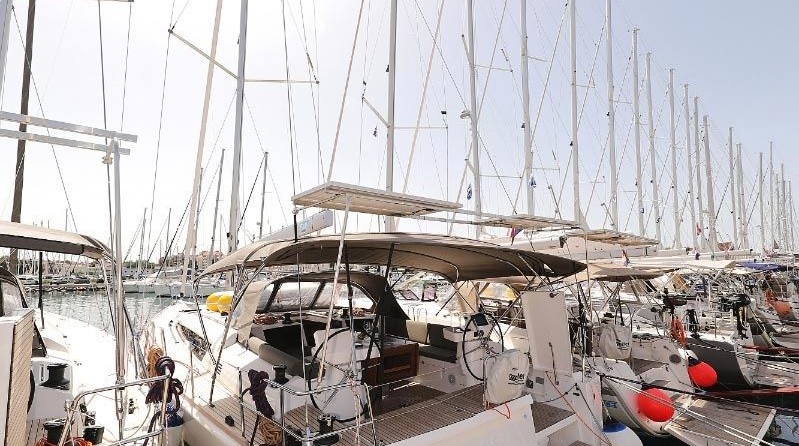 Dufour 520 GL