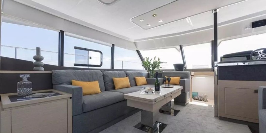 Fountaine Pajot MY 44