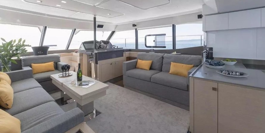 Fountaine Pajot MY 44