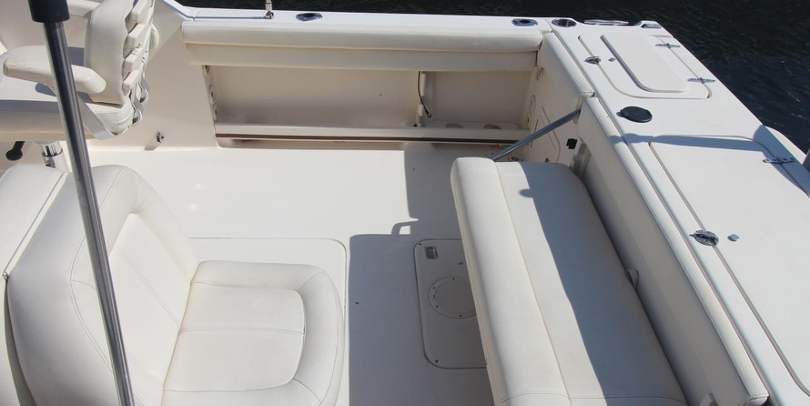 Grady-White Freedom 225