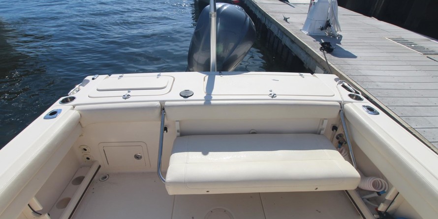 Grady-White Freedom 225