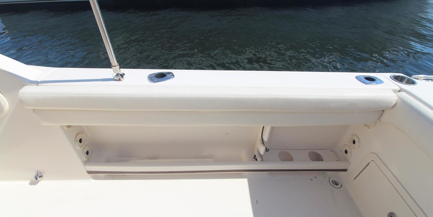 Grady-White Freedom 225