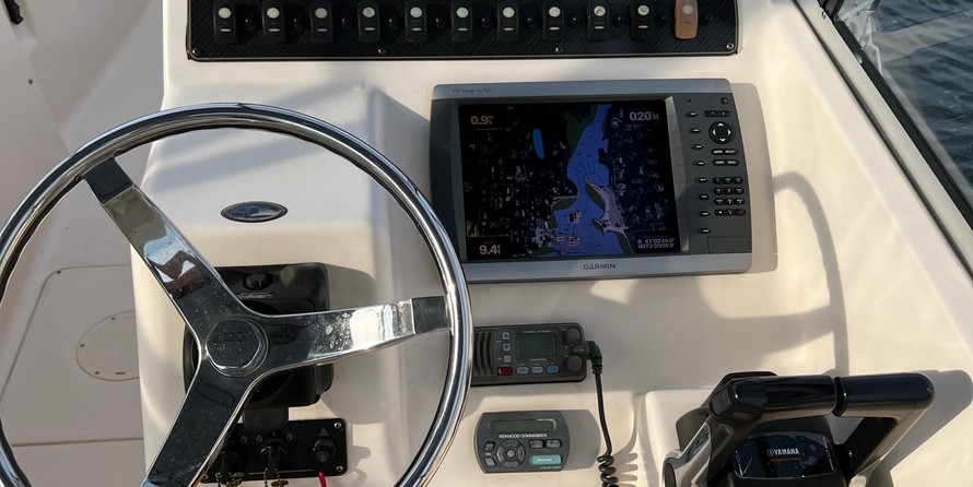 Grady-White Freedom 275