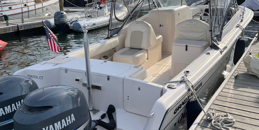 Grady-White Freedom 275