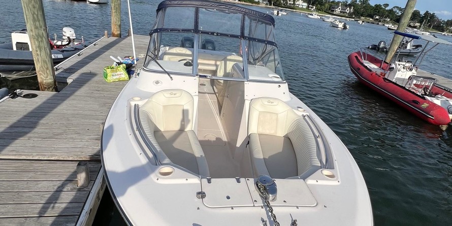 Grady-White Freedom 275