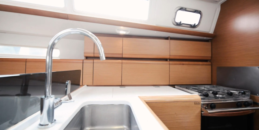 Jeanneau Sun Odyssey 379