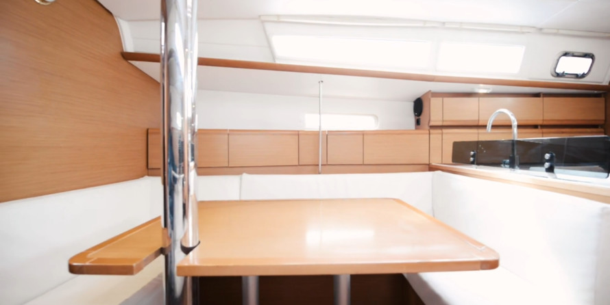 Jeanneau Sun Odyssey 379