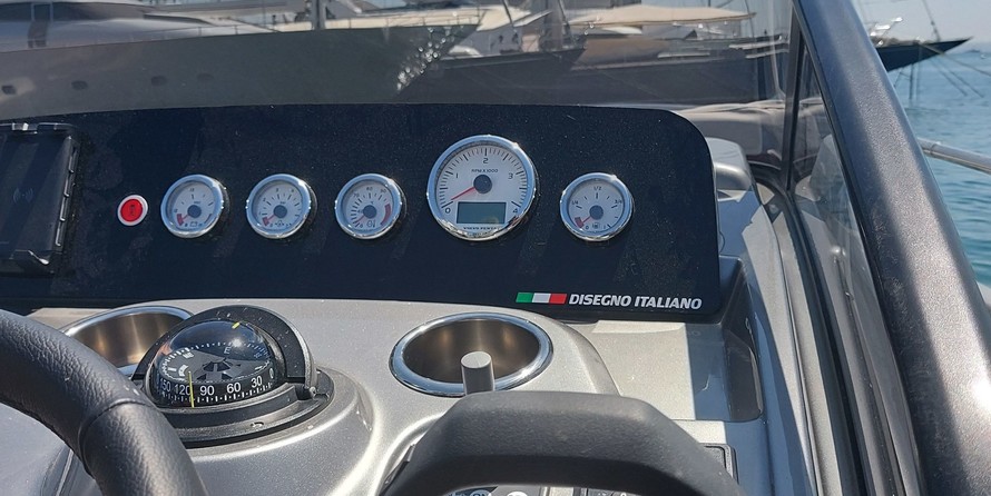 Cranchi Endurance 30