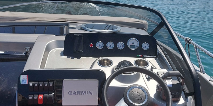 Cranchi Endurance 30