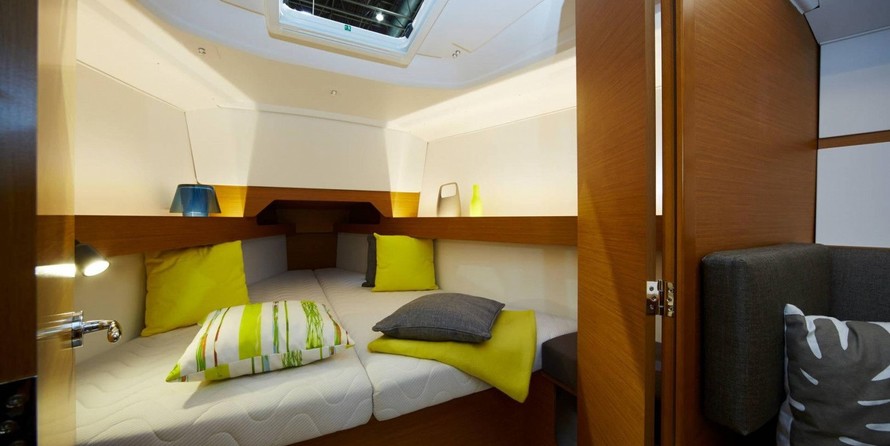 Jeanneau Sun Odyssey 349