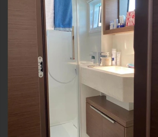 Lagoon 50