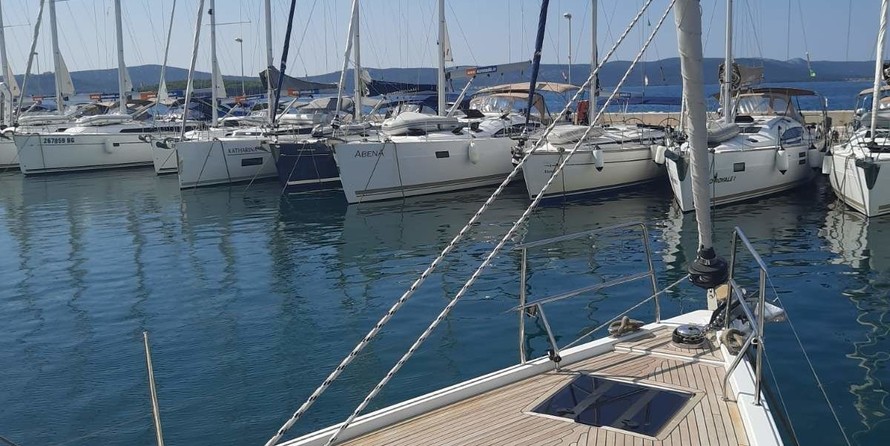 Hanse 458