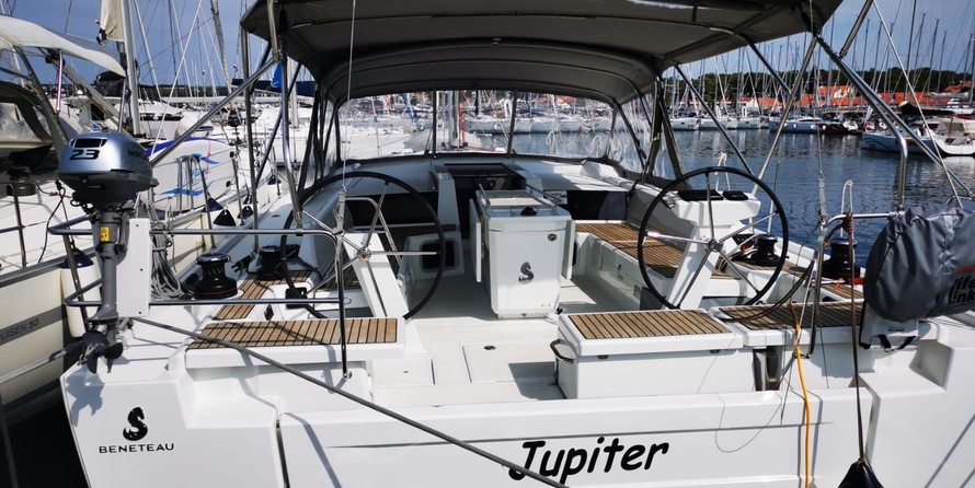 Beneteau Oceanis 51.1