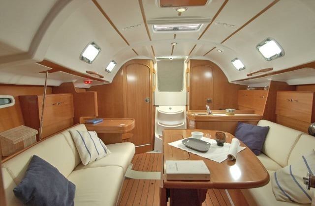 Beneteau First 31.7
