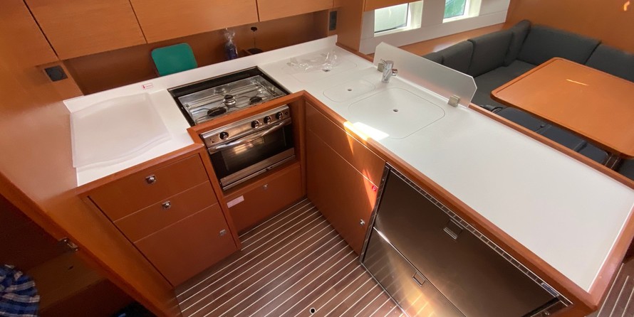 Bavaria C45
