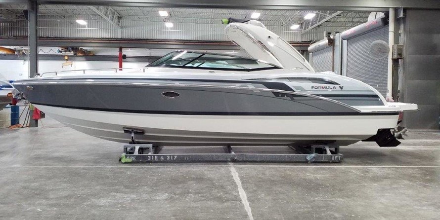 Formula 310 Bowrider