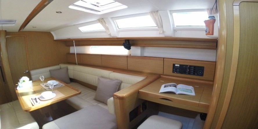 Jeanneau Sun Odyssey 44i