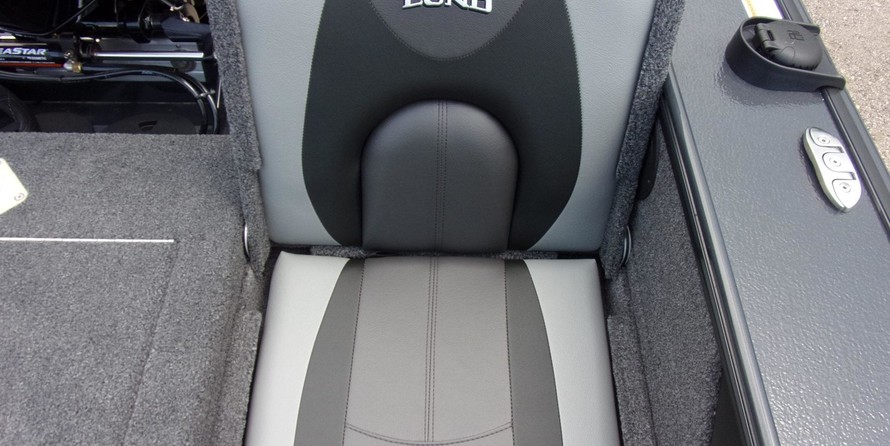 Lund Boats 1875 Crossover XS