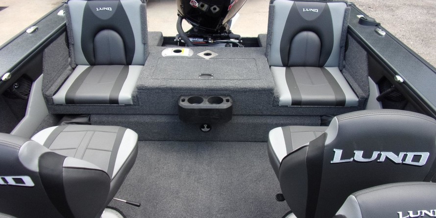 Lund Boats 1875 Crossover XS