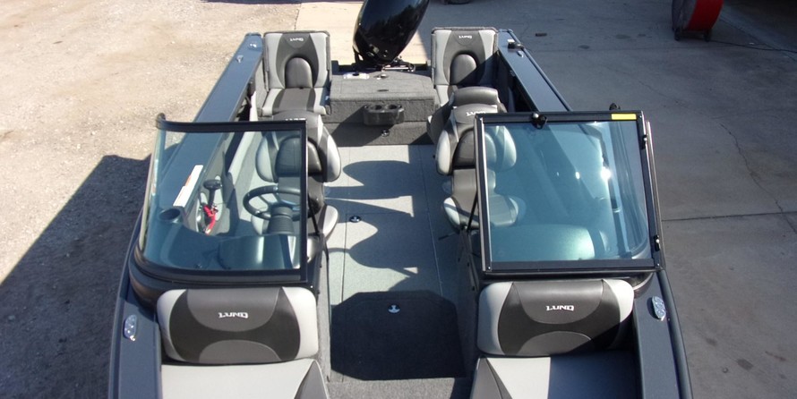 Lund Boats 1875 Crossover XS