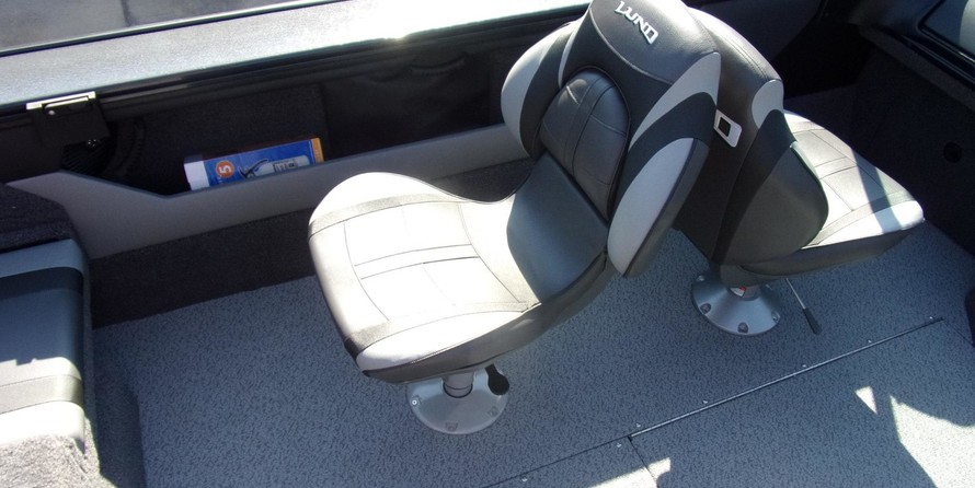 Lund Boats 1875 Crossover XS