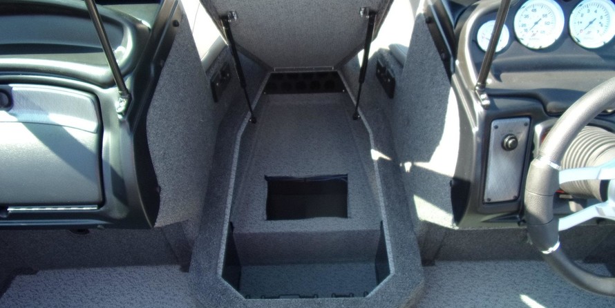 Lund Boats 1875 Crossover XS