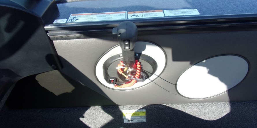 Lund Boats 1875 Crossover XS