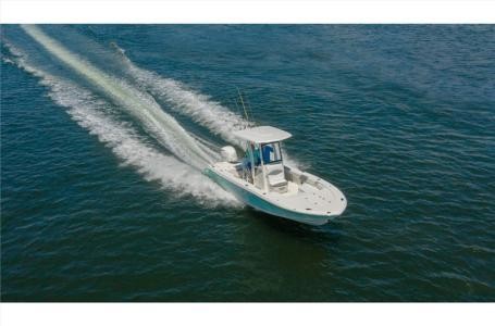 Robalo 246 Cayman