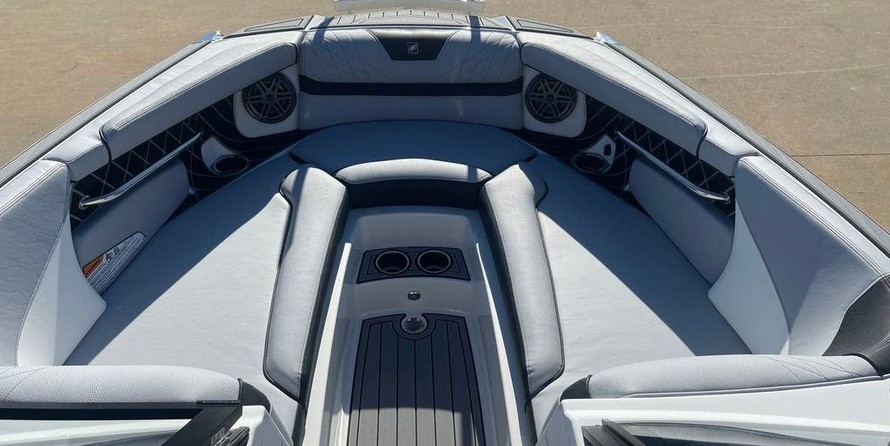 Super Air Nautique GS24