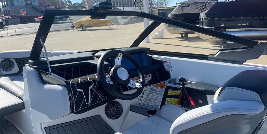 Super Air Nautique GS24