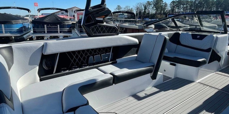 Super Air Nautique GS24