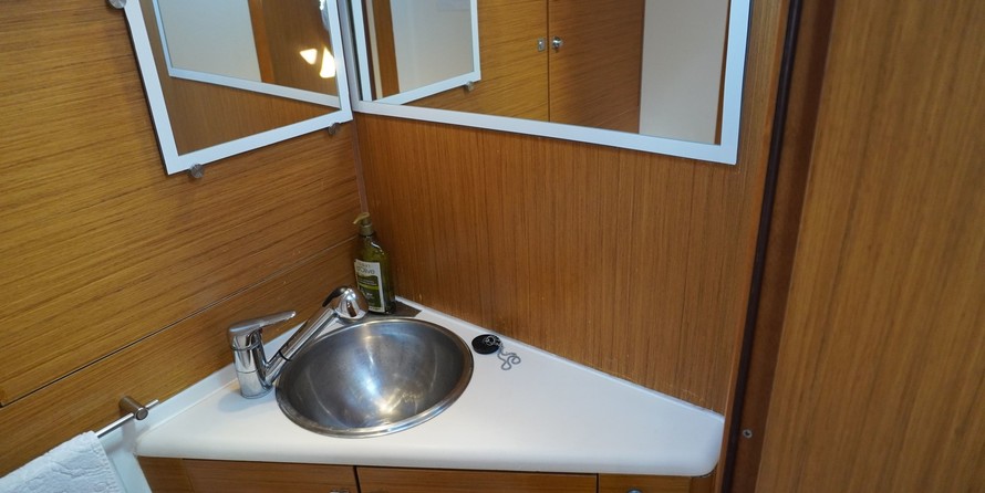 Jeanneau Sun Odyssey 49