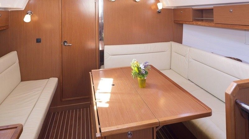 Bavaria Cruiser 36