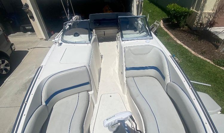Sea Ray 220 Sun Sport