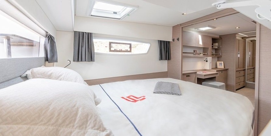 Fountaine Pajot Elba 45