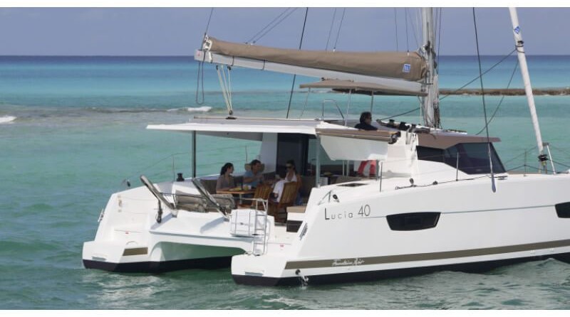 Fountaine Pajot Lucia 40